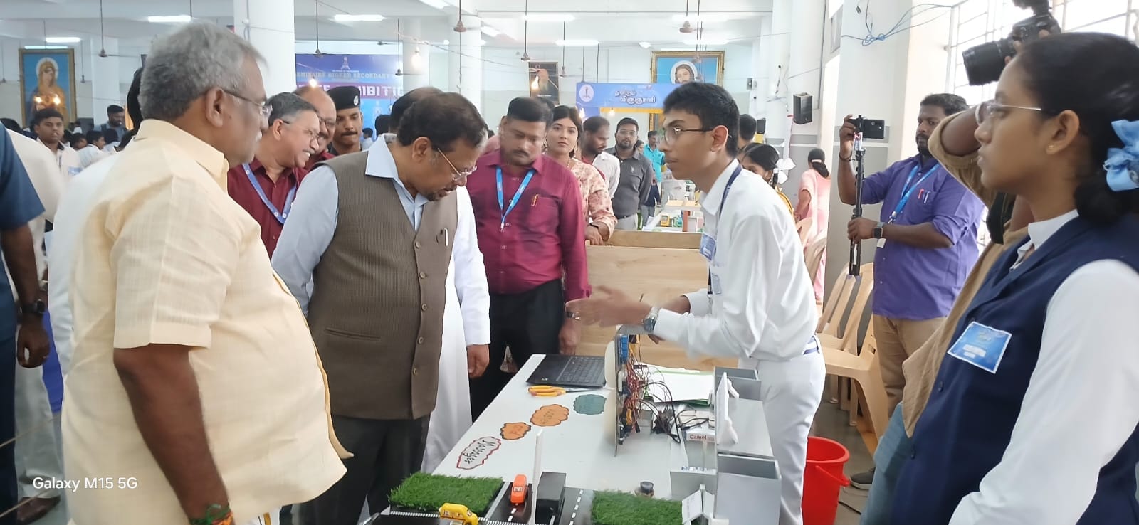 Saatvik Karthikeyan presenting his invention at a State Science Exhibition in Puducherry
